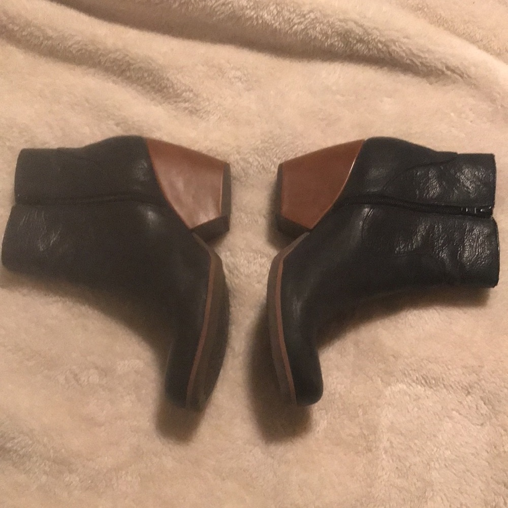 Kork Ease leather booties